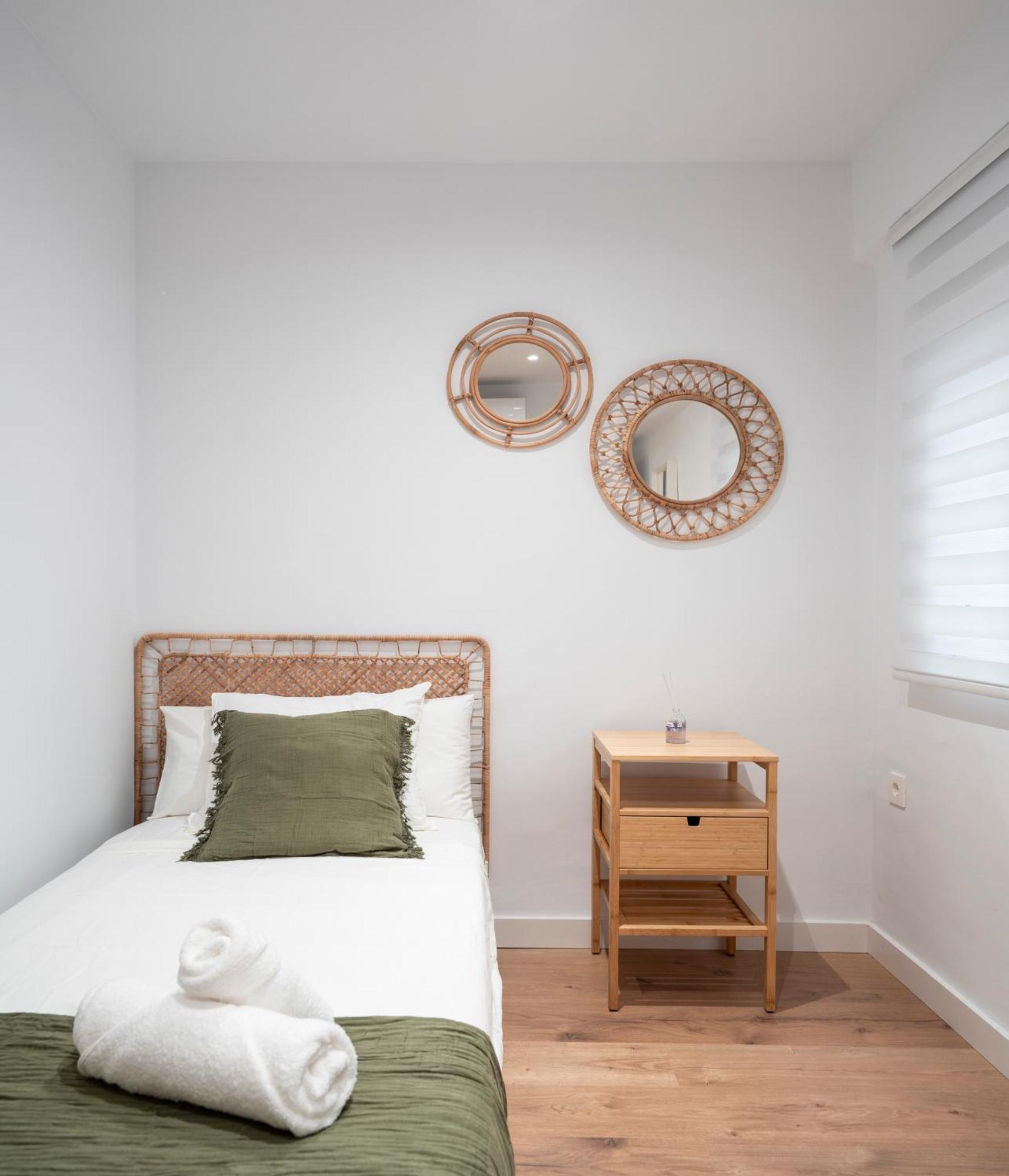 Ronda Suites Junto Estacion Tren Y Hospitales 格拉纳达 外观 照片